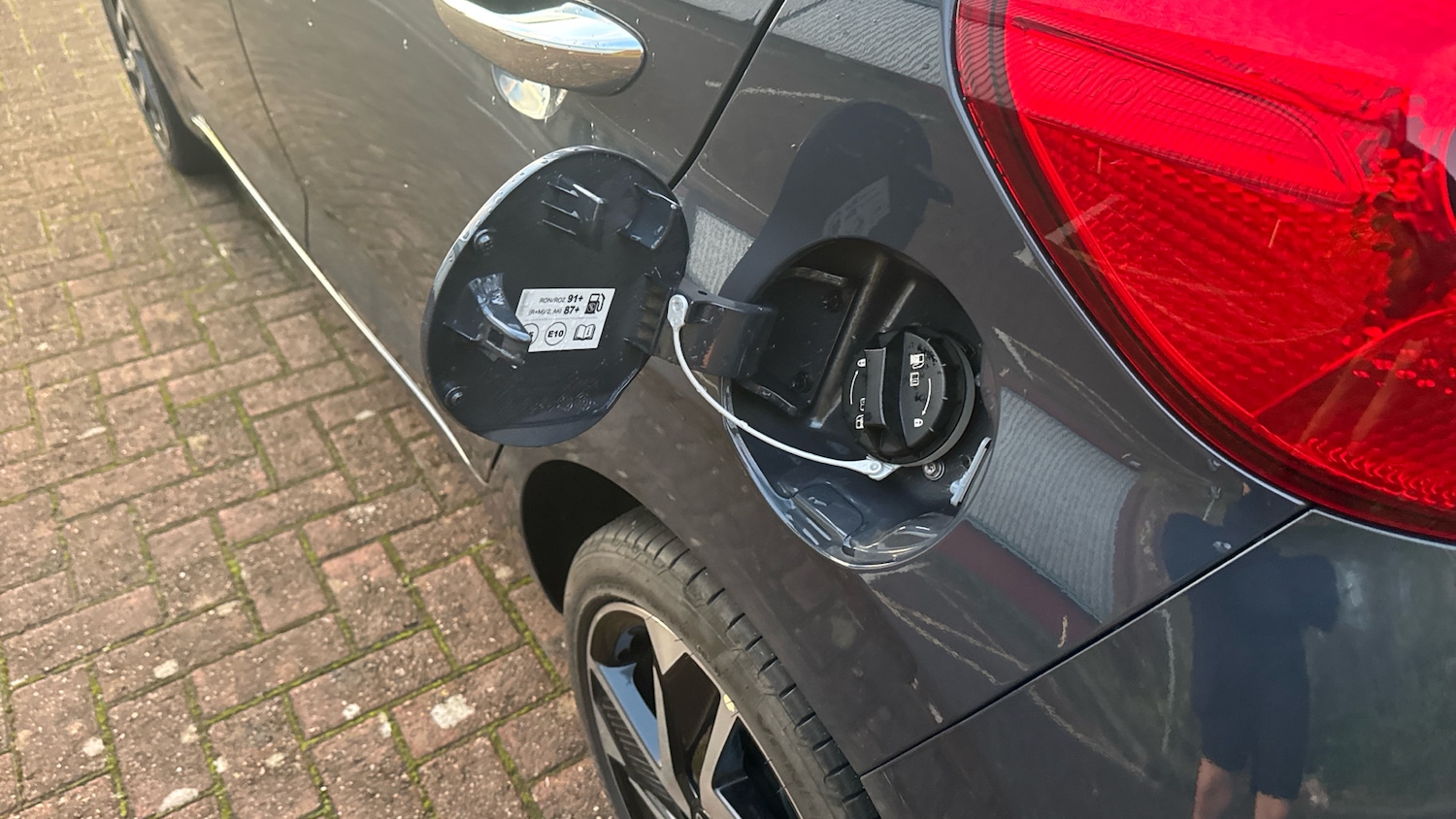 Used Hyundai i10 2023 for sale - 76738657: Photo 38