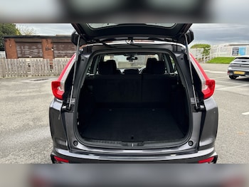 Used Honda CR-V 2020 for sale - 76451820: Photo