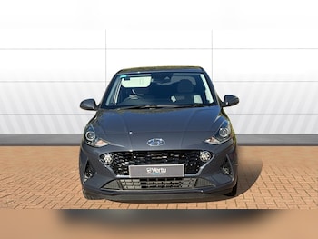 Used Hyundai i10 2022 for sale - 76067484: Photo