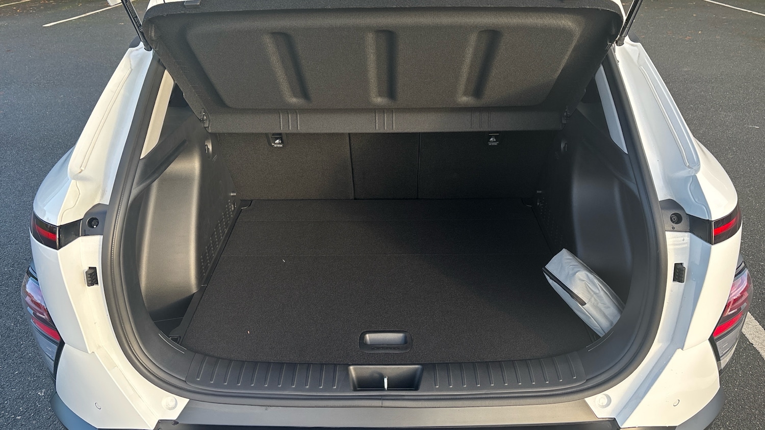 Used Hyundai KONA 2025 for sale - 76504363: Photo 4