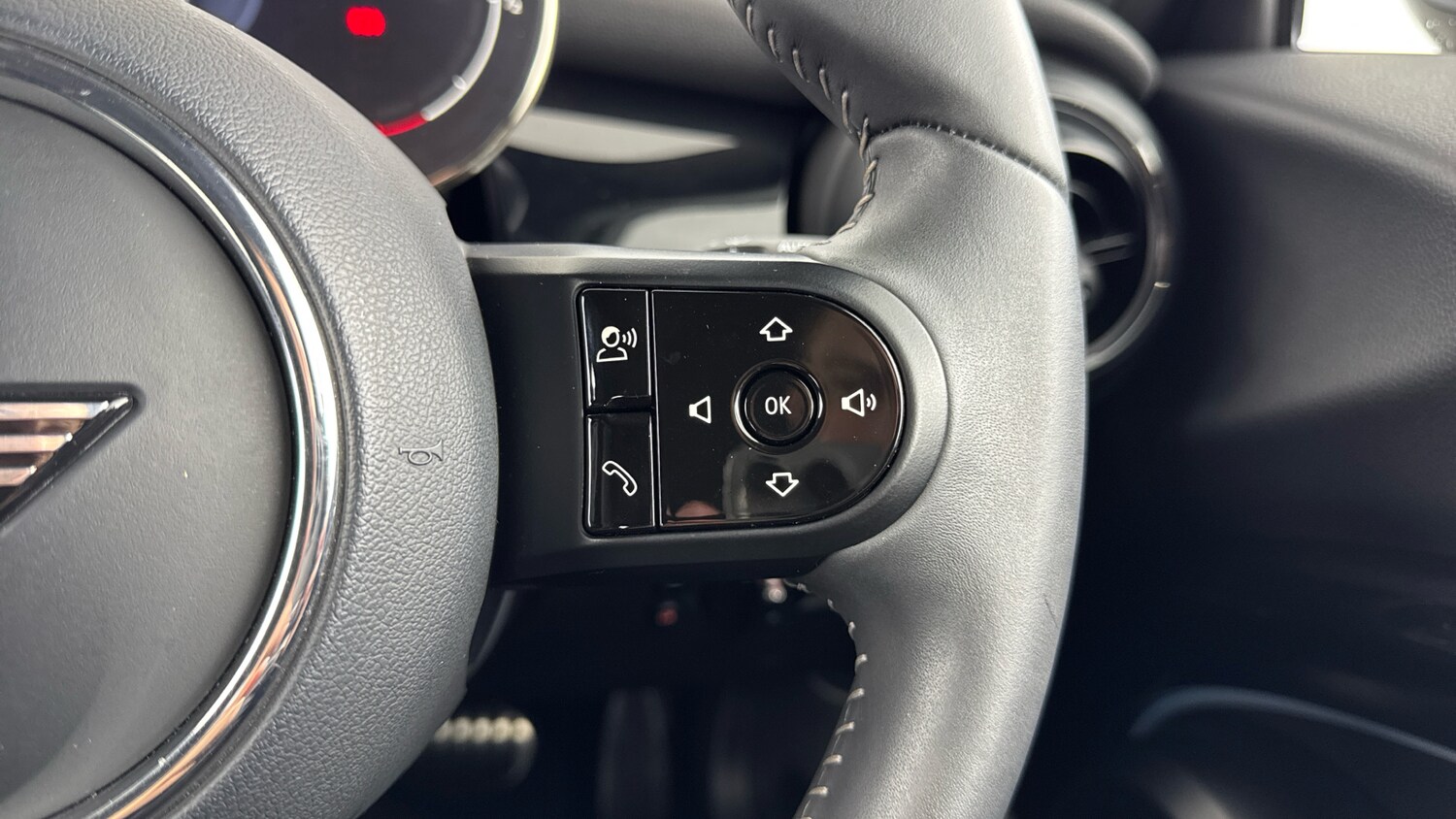 Used MINI Hatch 2023 for sale - 77744189: Photo 18