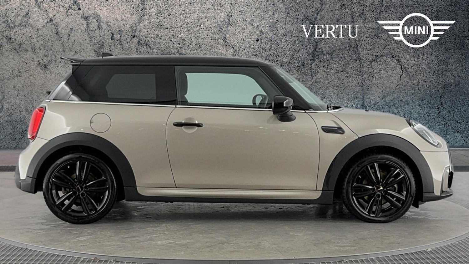 Used MINI Hatch 2023 for sale - 77744189: Photo 3