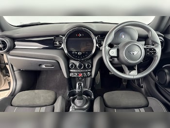 Used MINI Hatch 2023 for sale - 77744189: Photo