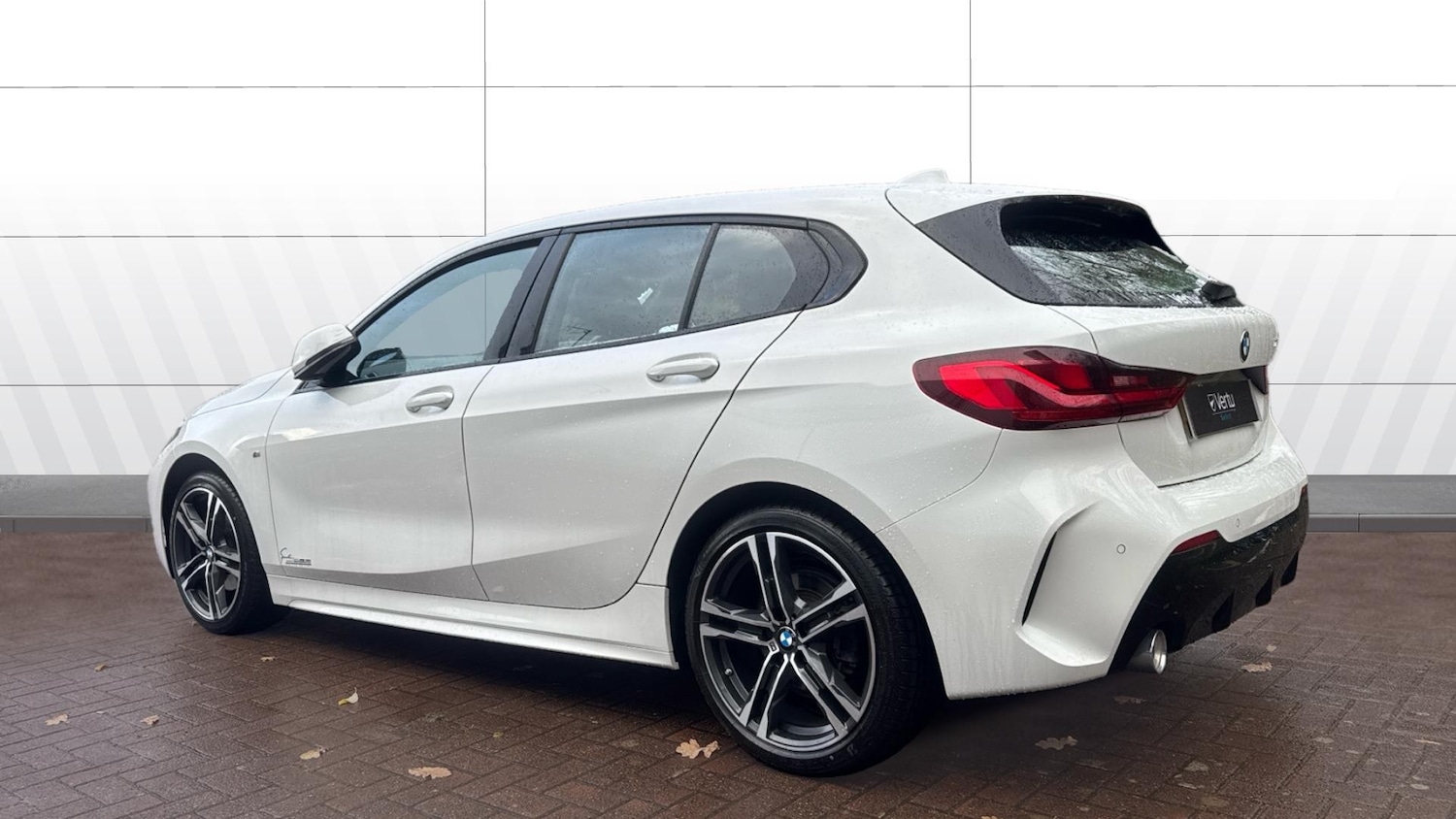 Used BMW 1 Series 2024 for sale - 76611137: Photo 2