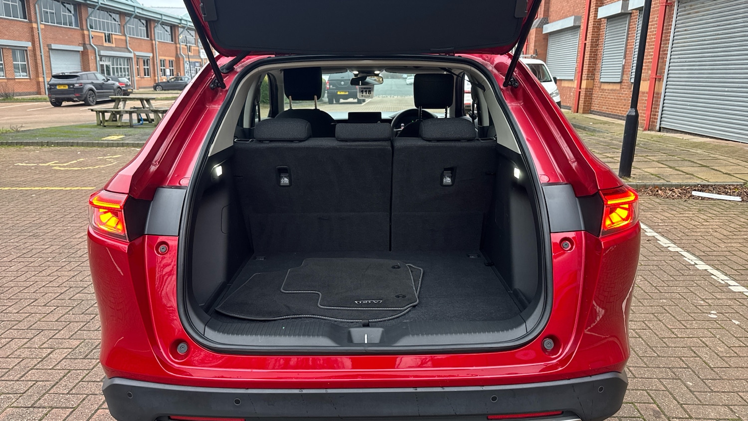 Used Honda HR-V 2023 for sale - 76931564: Photo 4