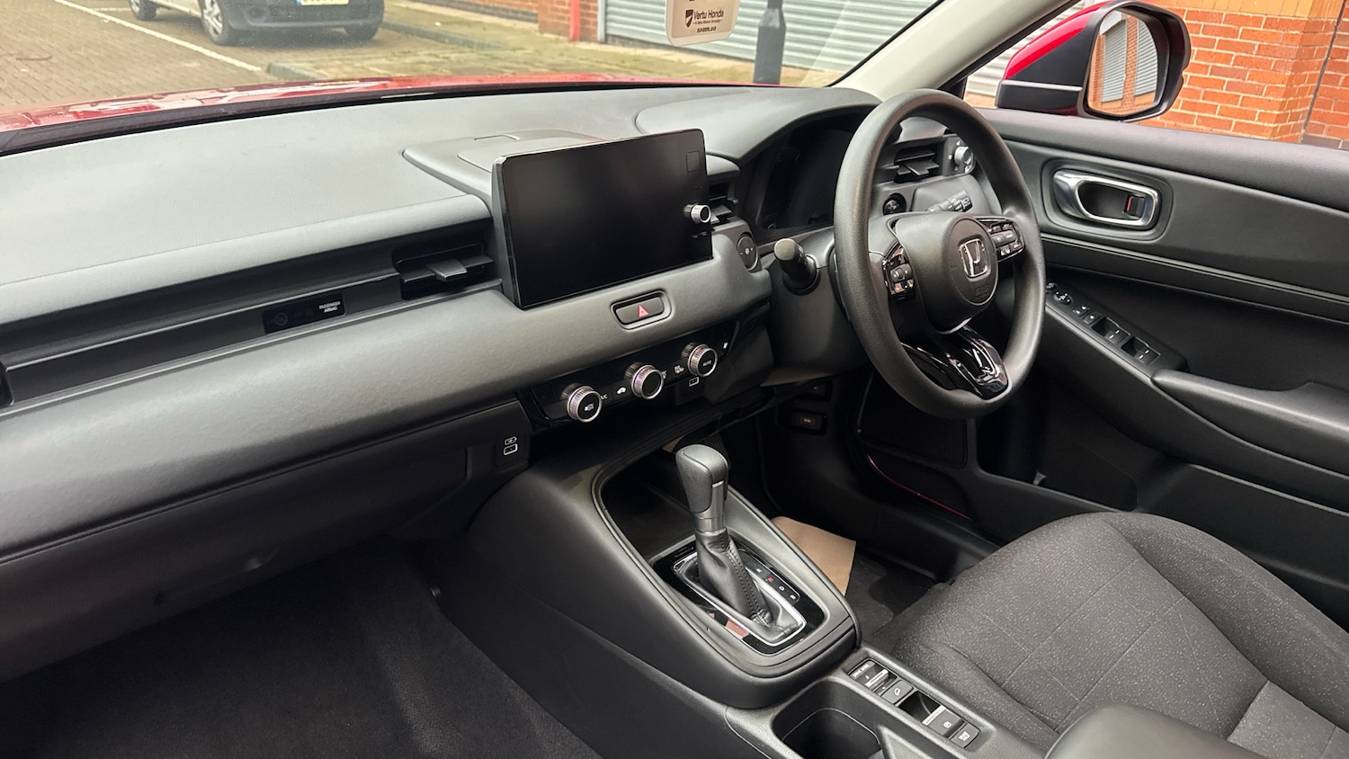 Used Honda HR-V 2023 for sale - 76931564: Photo 9