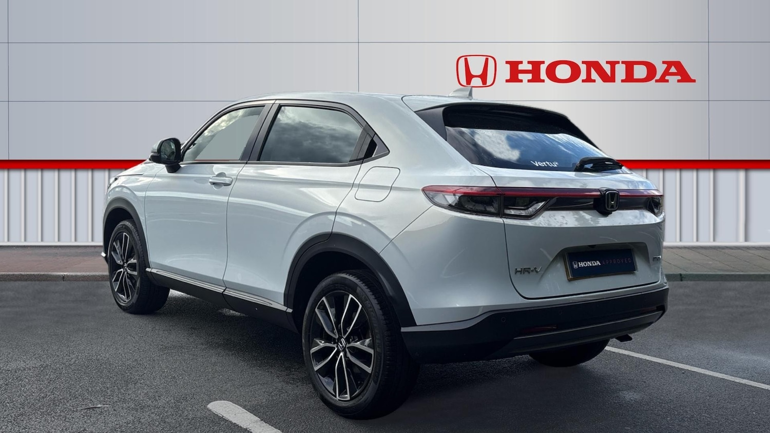Used Honda HR-V 2023 for sale - 76290441: Photo 3