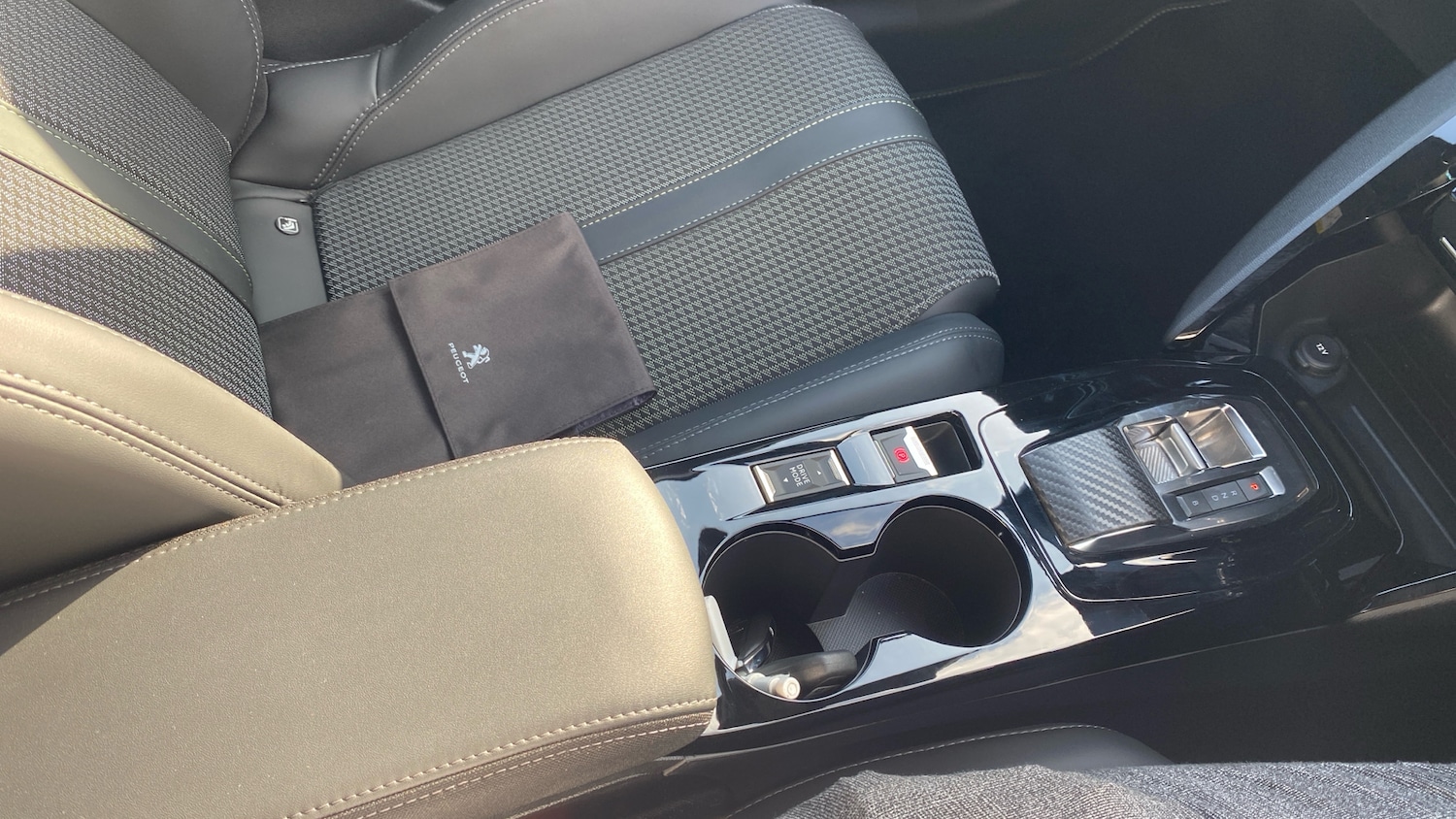 Used Peugeot 208 2022 for sale - 78210690: Photo 26