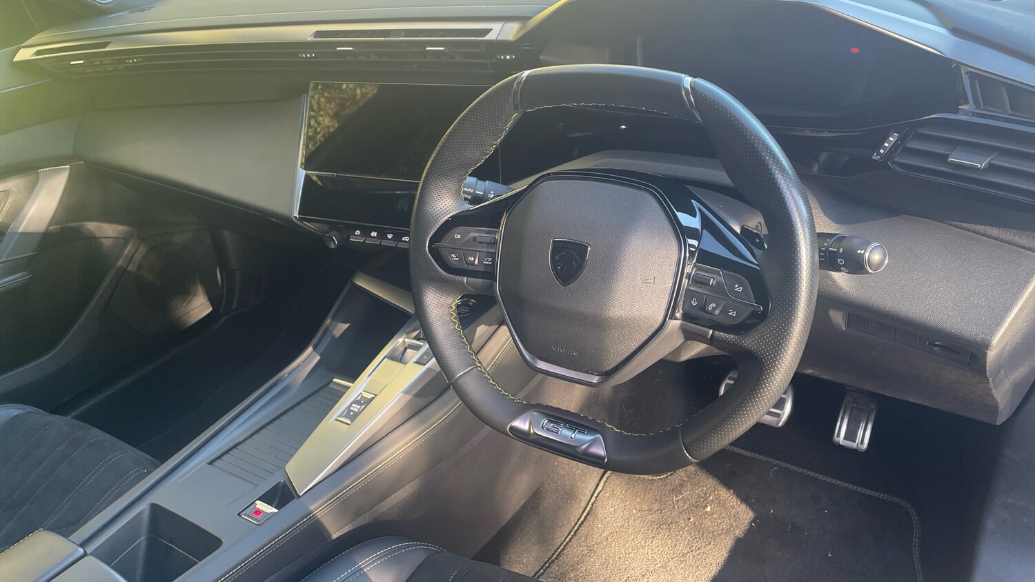 Used Peugeot 308 2023 for sale - 76508011: Photo 11