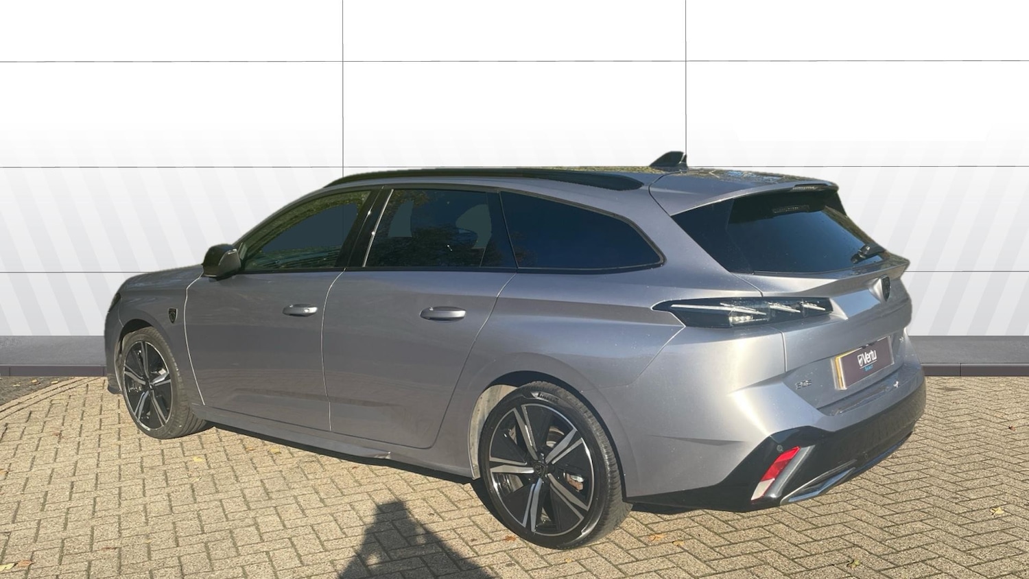 Used Peugeot 308 2023 for sale - 76508011: Photo 2