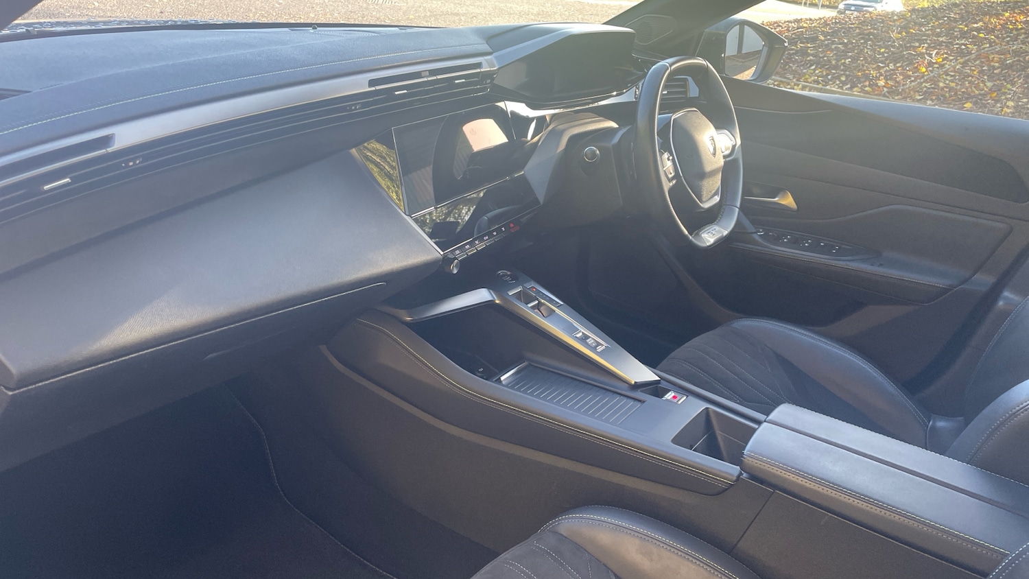 Used Peugeot 308 2023 for sale - 76508011: Photo 9