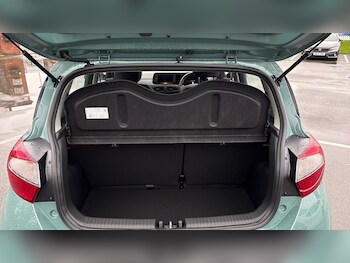 Used Hyundai i10 2025 for sale - 77151078: Photo