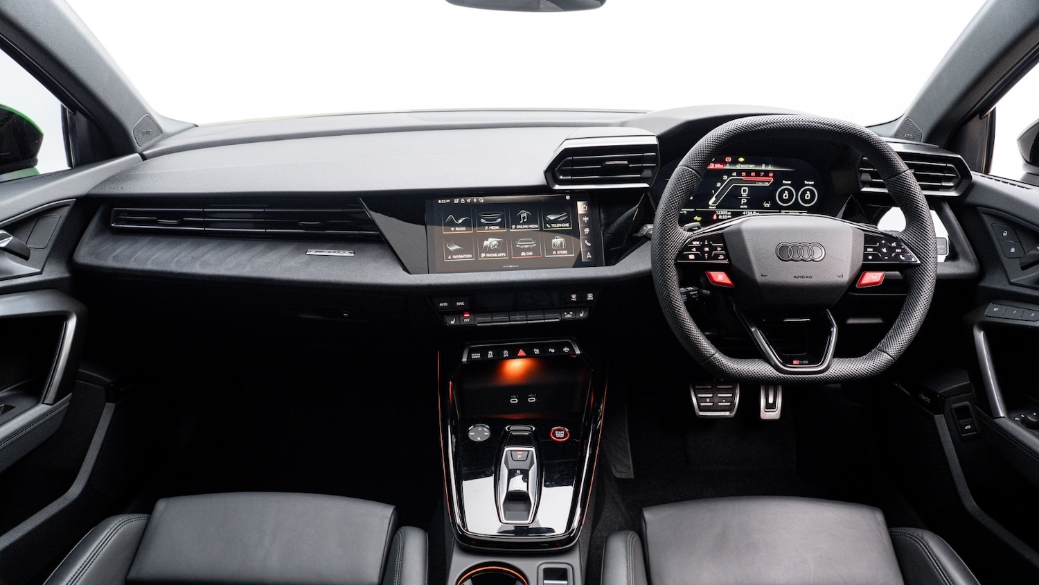 Used Audi RS3 2025 for sale - 77178072: Photo 2