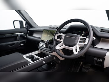 Used Land Rover Defender 2026 for sale - 77449840: Photo