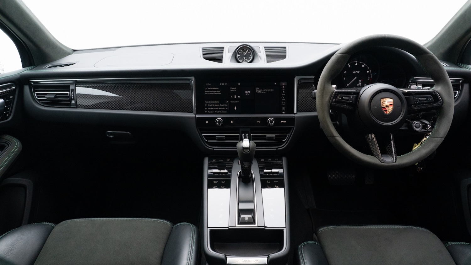 Used Porsche Macan 2023 for sale - 76434869: Photo 2