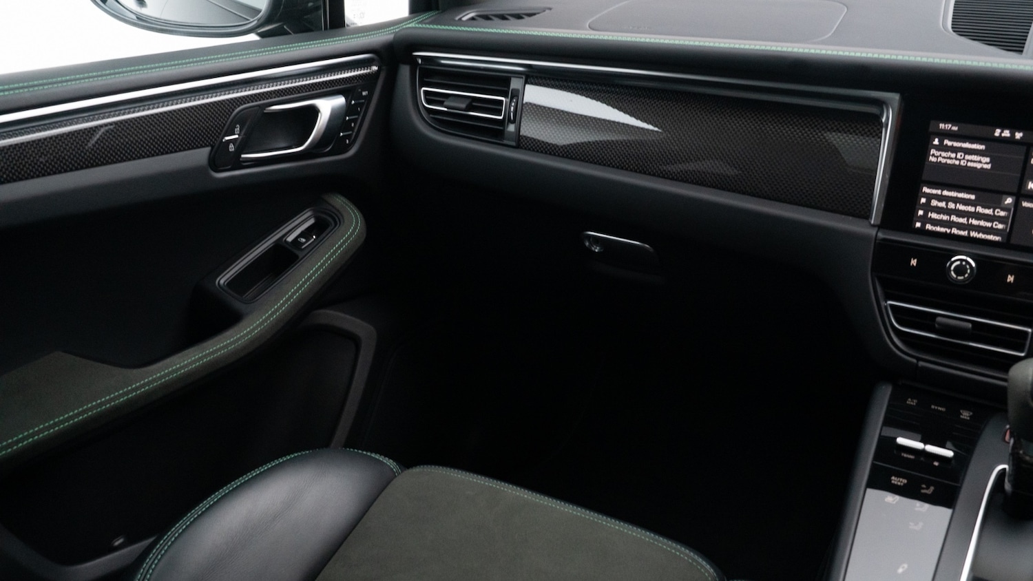 Used Porsche Macan 2023 for sale - 76434869: Photo 24