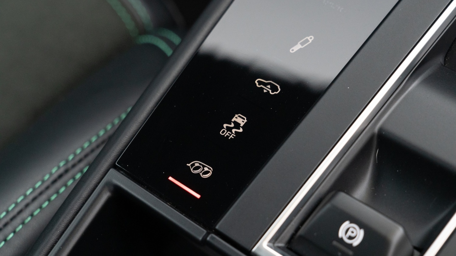 Used Porsche Macan 2023 for sale - 76434869: Photo 30