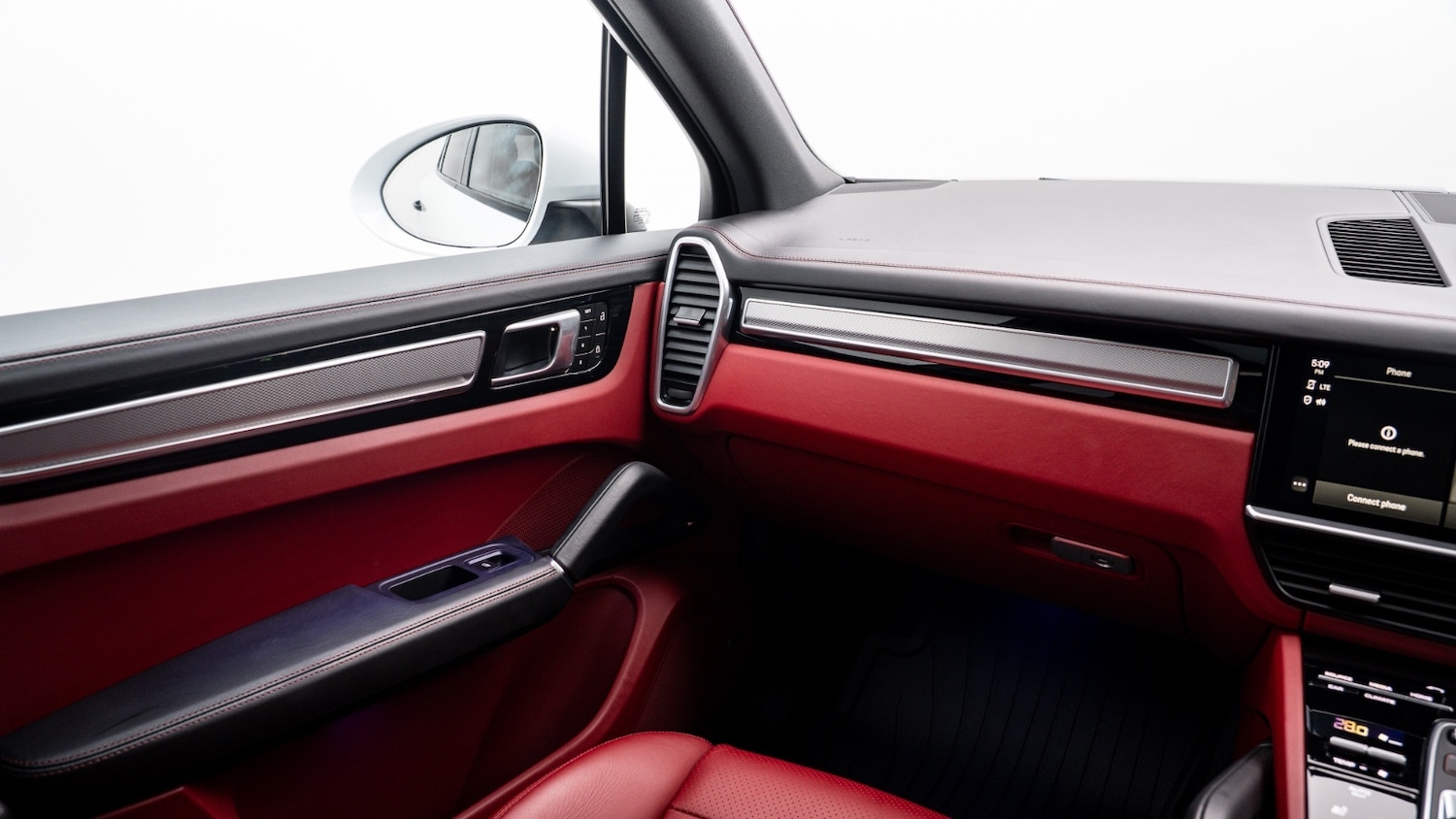 Used Porsche Cayenne 2023 for sale - 77413930: Photo 34