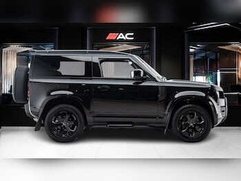 Used Land Rover Defender 2025 for sale - 79240621: Photo