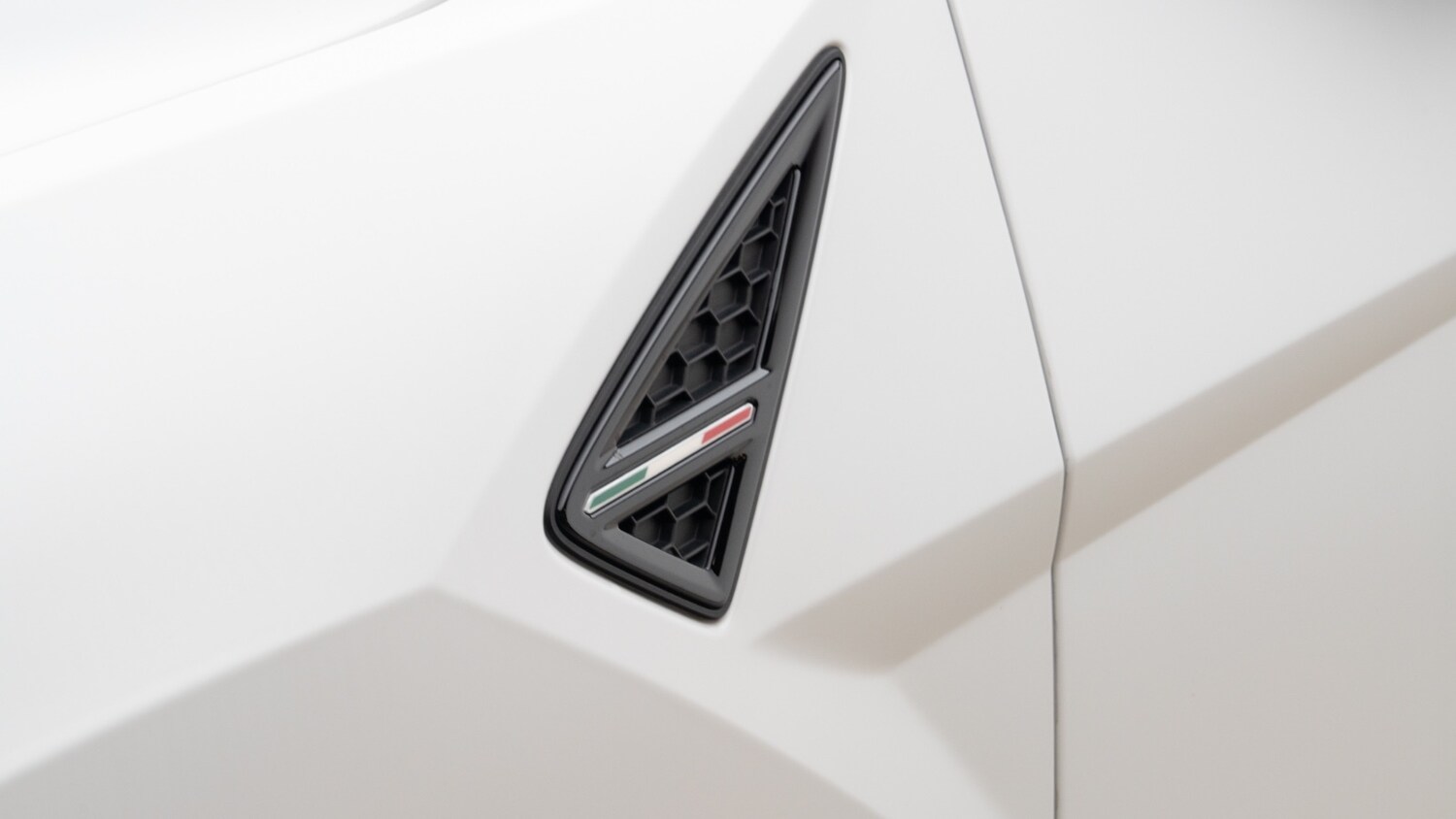 Used Lamborghini Urus 2024 for sale - 77678883: Photo 16