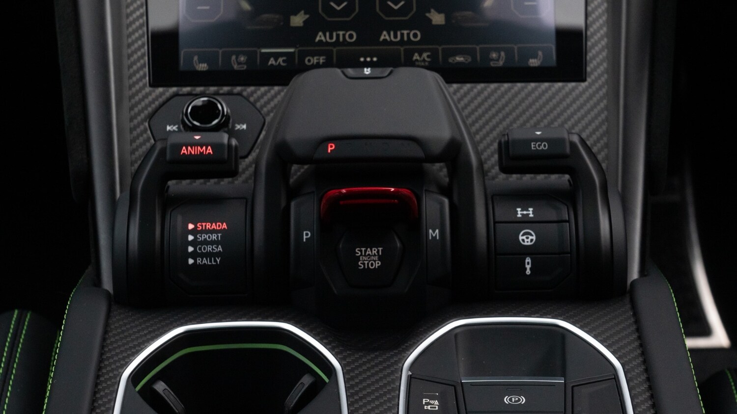 Used Lamborghini Urus 2024 for sale - 77678883: Photo 31