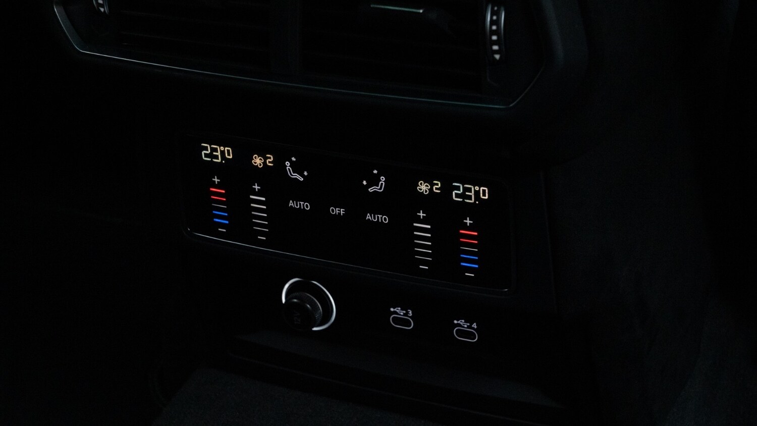 Used Lamborghini Urus 2024 for sale - 77678883: Photo 32