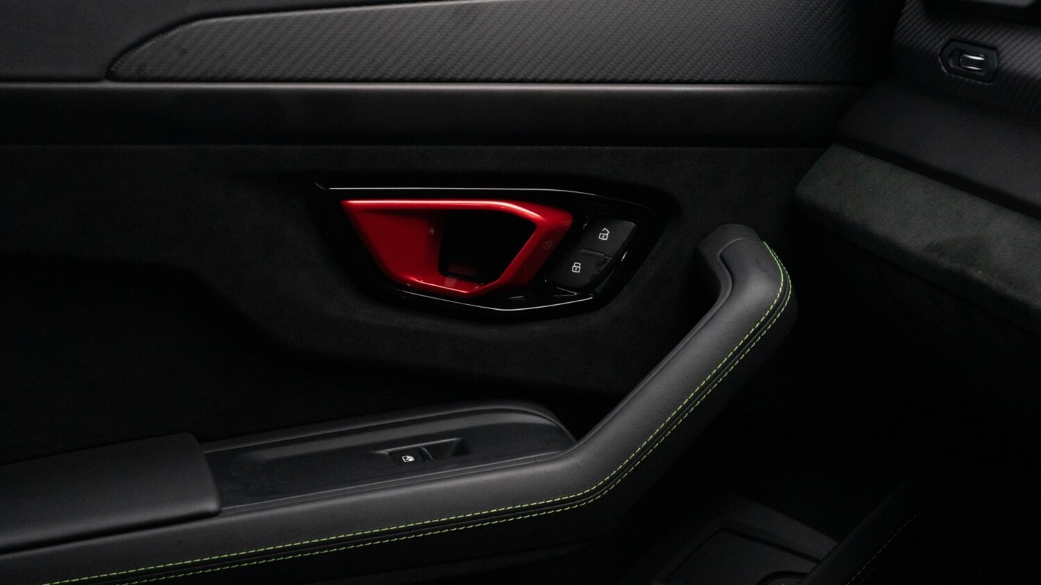 Used Lamborghini Urus 2024 for sale - 77678883: Photo 44