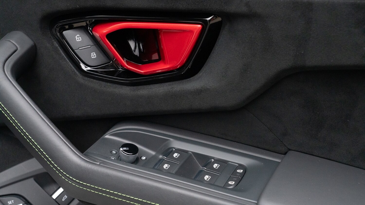 Used Lamborghini Urus 2024 for sale - 77678883: Photo 48