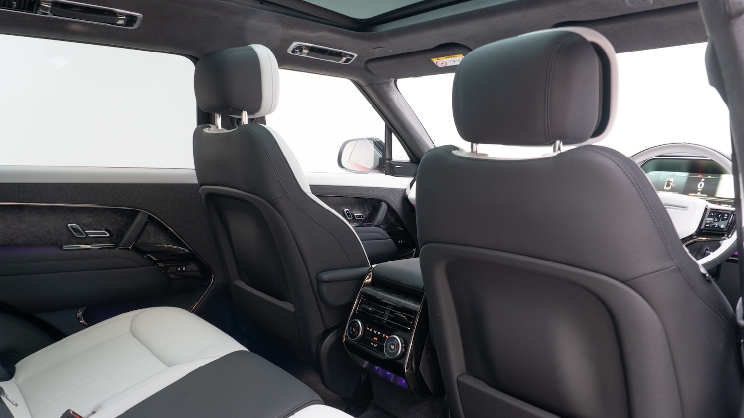 Used Land Rover Range Rover Sport 2023 for sale - 76338786: Photo 15