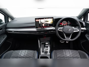 Used Volkswagen Golf 2025 for sale - 76661086: Photo