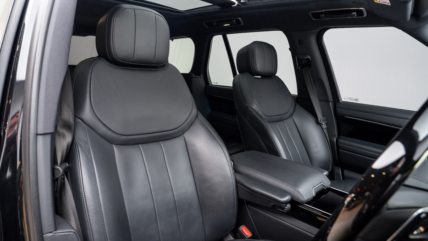 Used Land Rover Range Rover 2024 for sale - 77606957: Photo 3