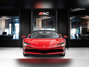 Used Ferrari SF90 Spider 2021 for sale - 78903890: Photo