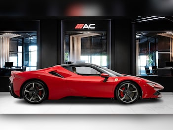 Used Ferrari SF90 Spider 2021 for sale - 78903890: Photo