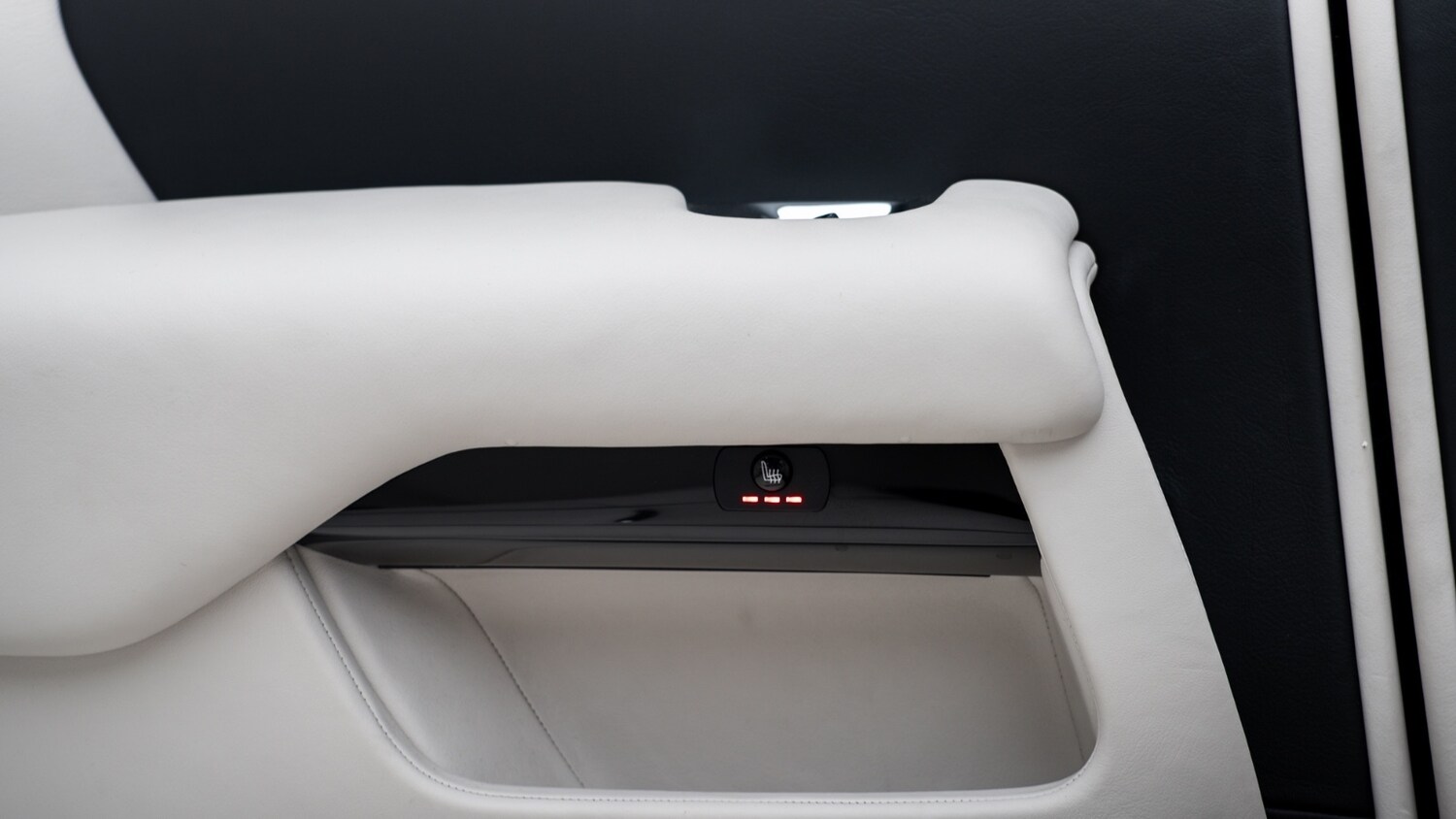 Used Rolls-Royce Silver Dawn 2016 for sale - 78027960: Photo 13