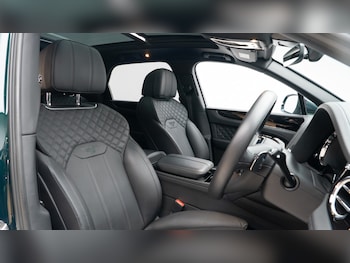Used Bentley Bentayga 2022 for sale - 75565357: Photo