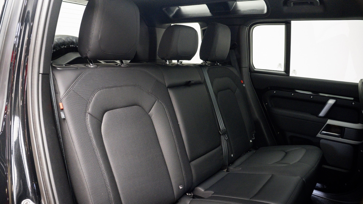 Used Land Rover Defender 2022 for sale - 78108508: Photo 11