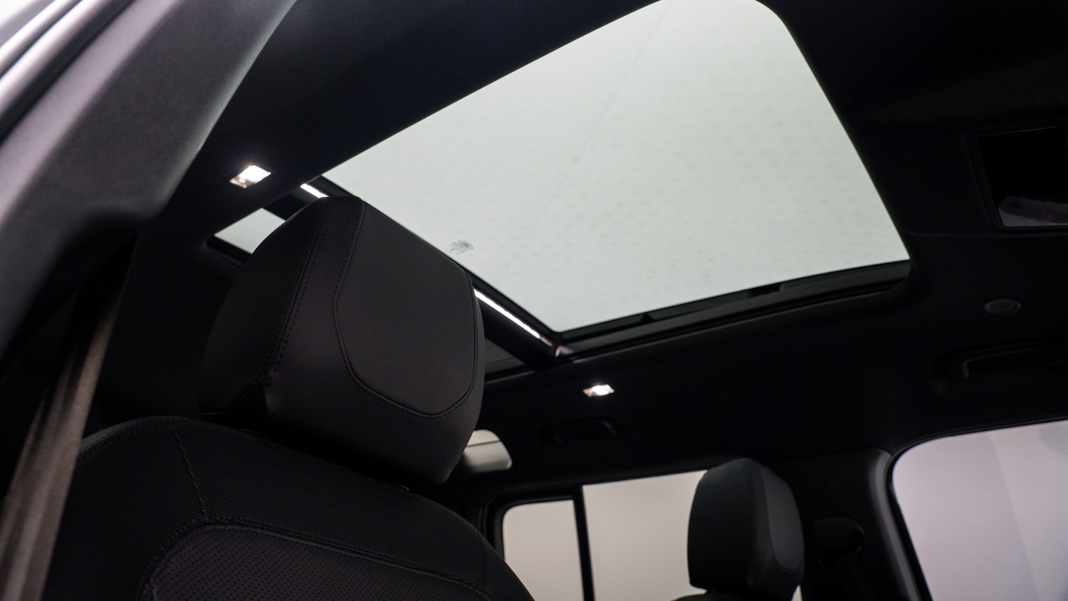 Used Land Rover Defender 2022 for sale - 78108508: Photo 30