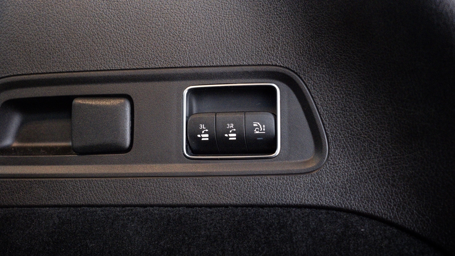 Used Mercedes-Benz GLS 2023 for sale - 76817778: Photo 18