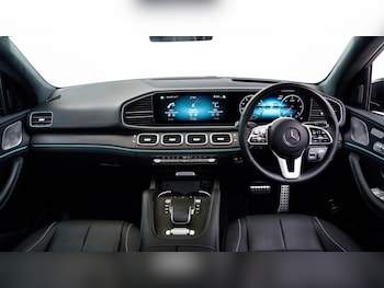 Used Mercedes-Benz GLS 2023 for sale - 76817778: Photo