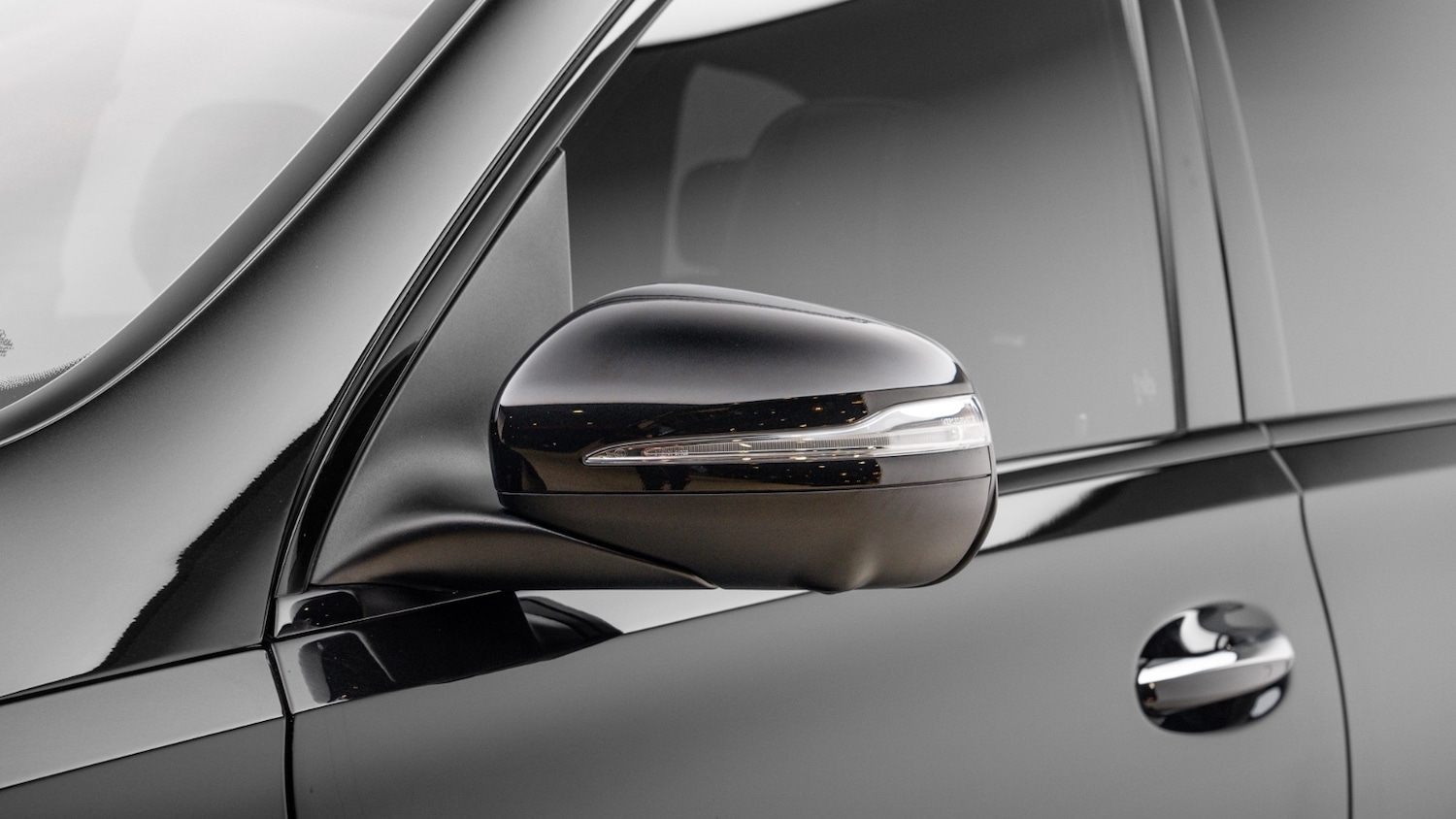 Used Mercedes-Benz GLS 2023 for sale - 76817778: Photo 8