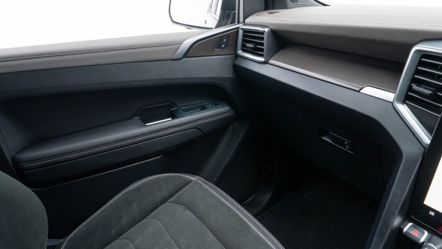 Used Volkswagen Amarok 2023 for sale - 76722167: Photo 29