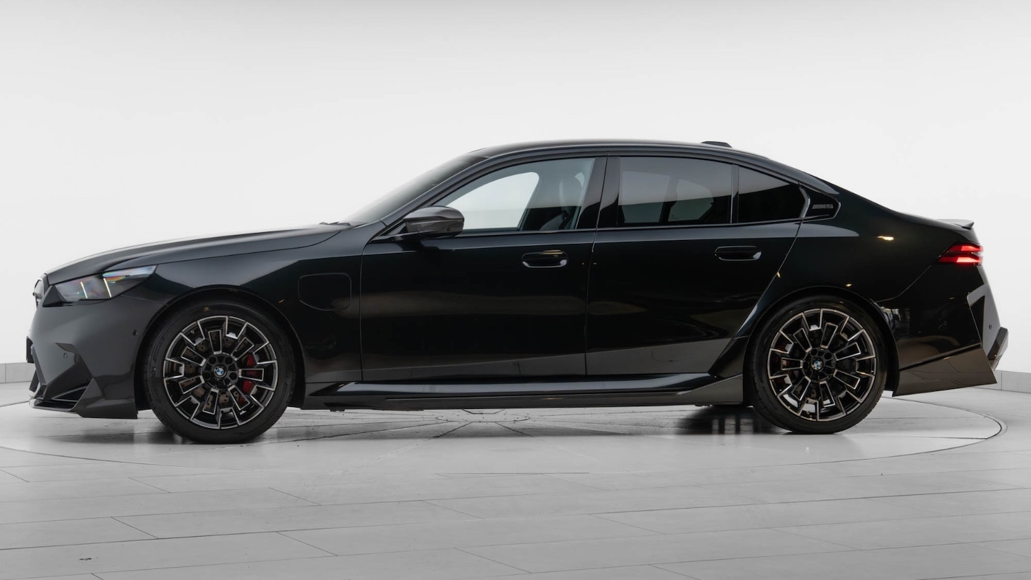 Used BMW 5 Series 2024 for sale - 76487167: Photo 8