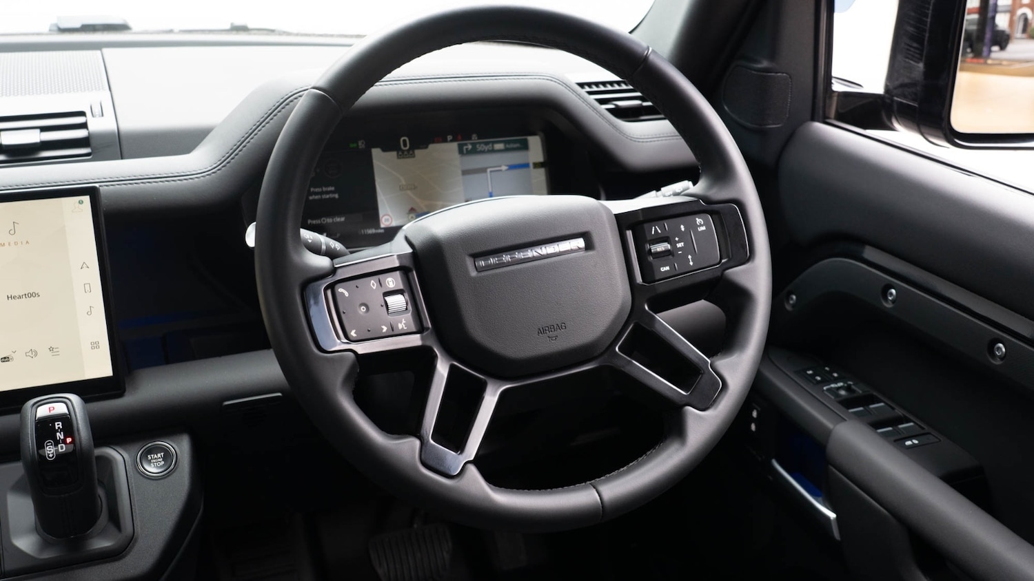 Used Land Rover Defender 2025 for sale - 77640682: Photo 20