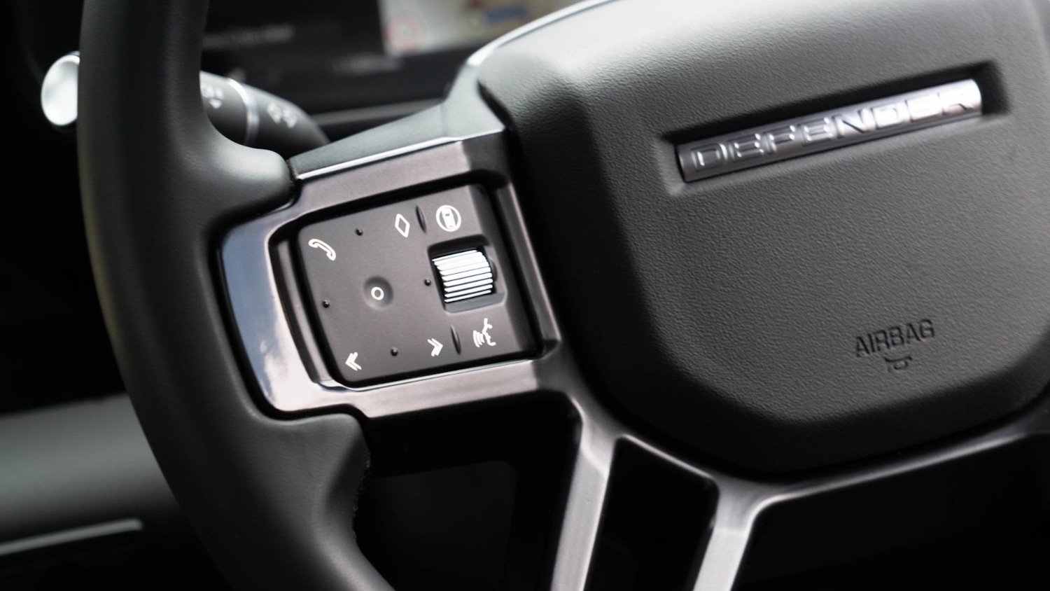 Used Land Rover Defender 2025 for sale - 77640682: Photo 21