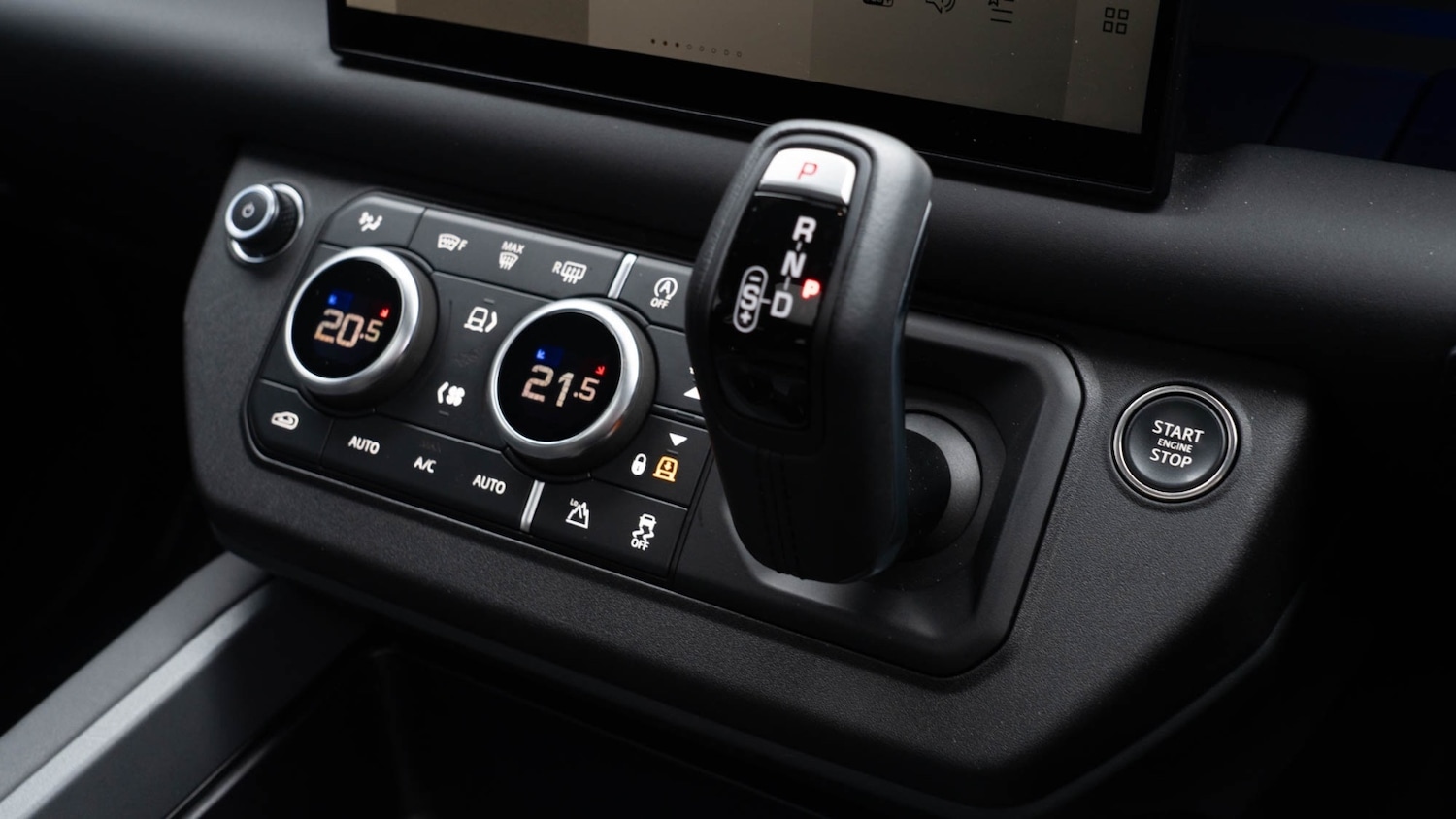 Used Land Rover Defender 2025 for sale - 77640682: Photo 23