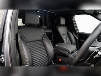 Used Land Rover Discovery 2025 for sale - 78638096: Photo
