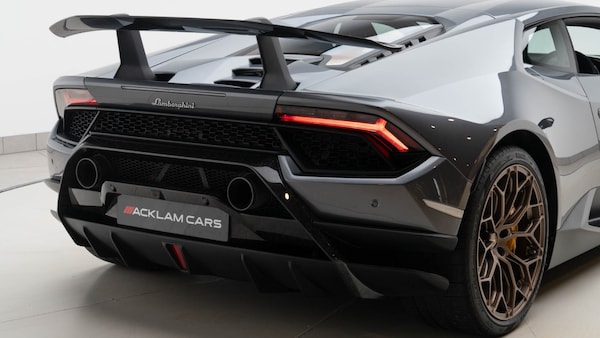 Used Lamborghini Huracan 2018 for sale - 76116991: Photo 26