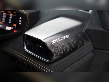 Used Lamborghini Huracan 2018 for sale - 76116991: Photo 4