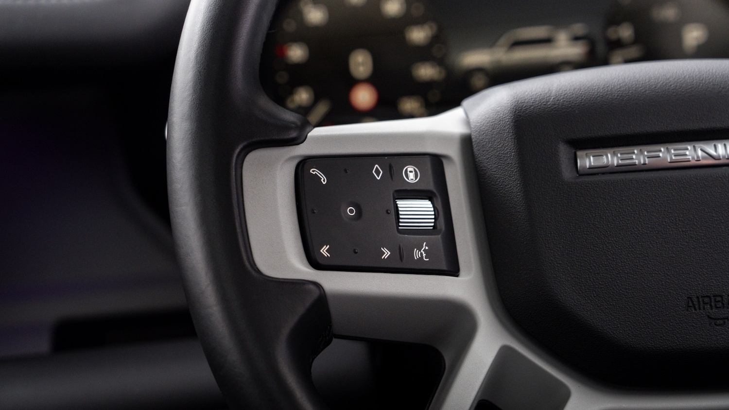 Used Land Rover Defender 2024 for sale - 77269331: Photo 12