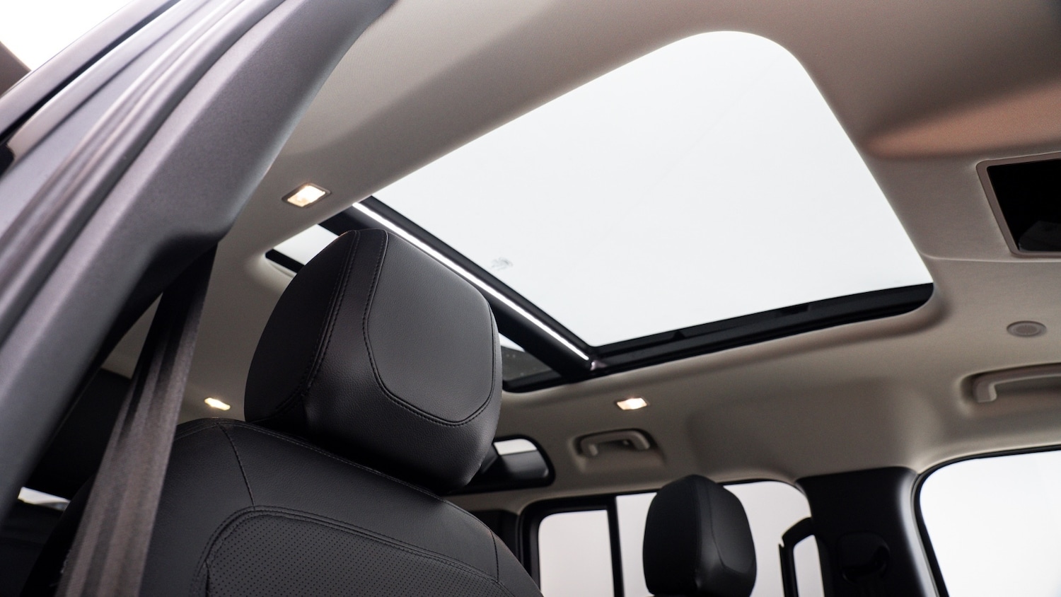 Used Land Rover Defender 2024 for sale - 77269331: Photo 24